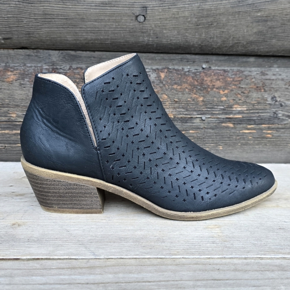 Life Stride NEW Payton Modern Boho, Stacked Block Heel, Comfort Bootie 6.5M